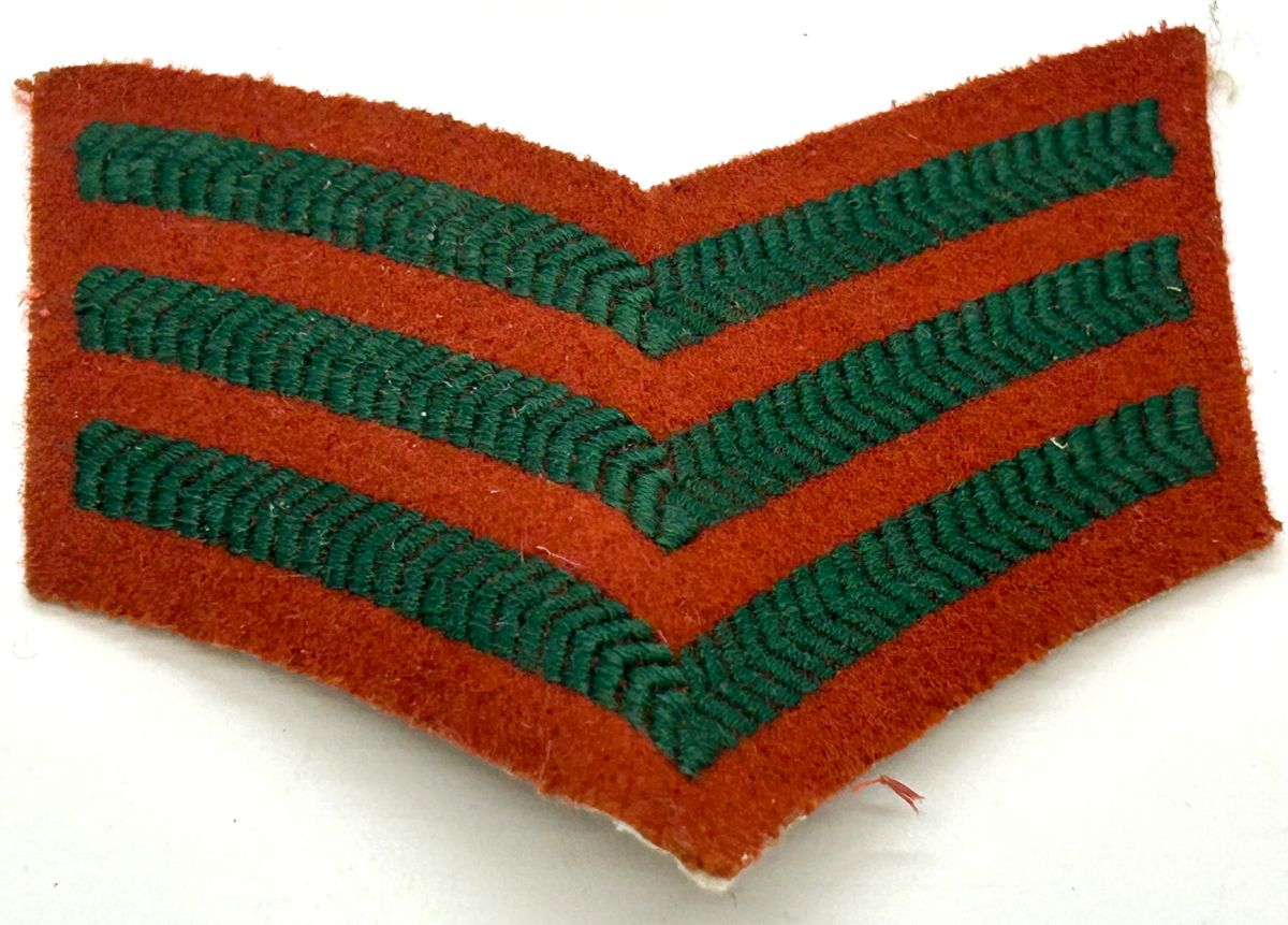 British Military Issue Sergeant Red Green Fabric Uniform Rank Patch Badge