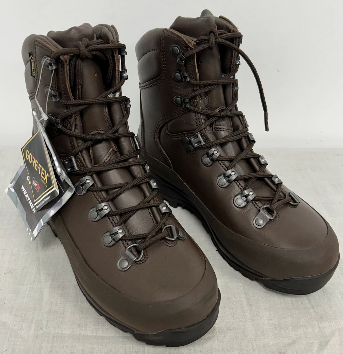 Military boots for store cold weather