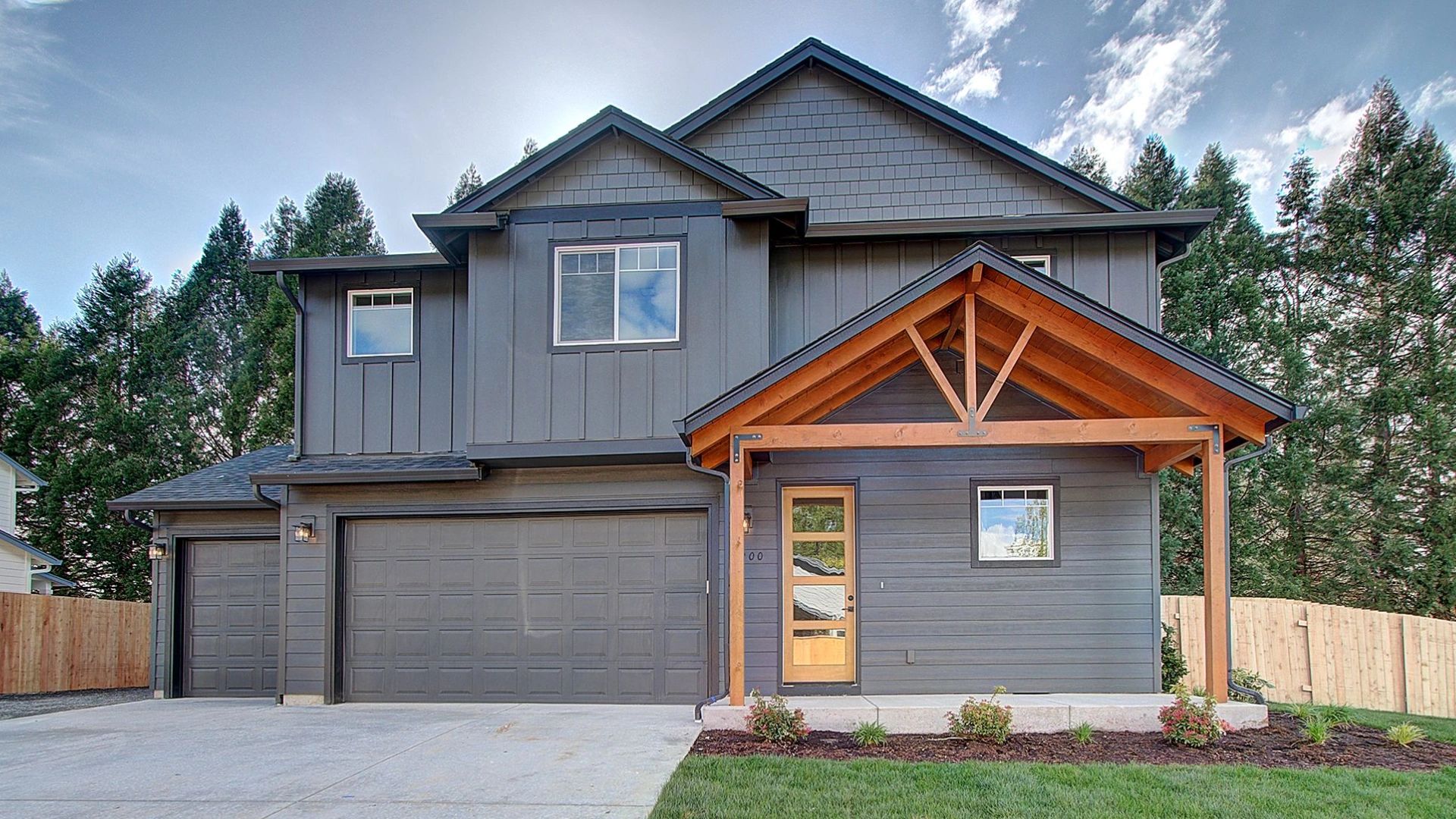This brand new construction exemplifies modern living in Clark County, WA.  Prairie Homes, LLC