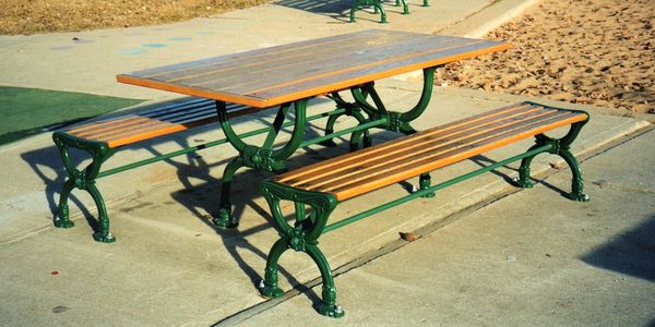 Heritage Picnic Table