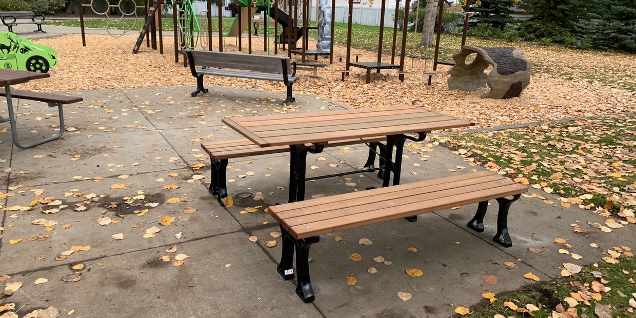 Ridgewood Picnic Table