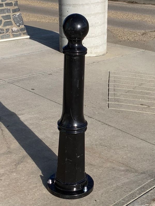Victorian Bollard