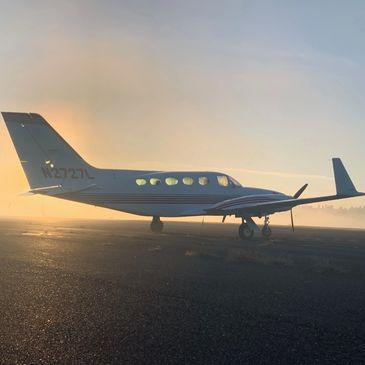 cessna cabin class twin 414 421 425 on the ramp