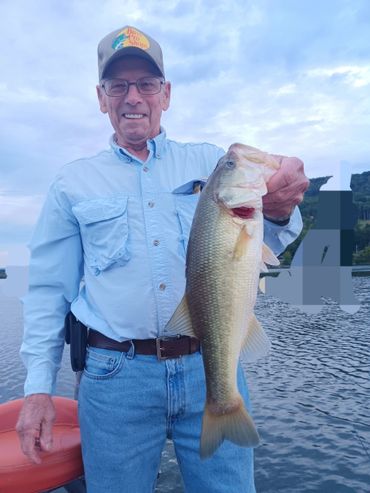 Chickamauga lake bass guide