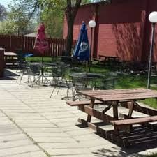 //img1.wsimg.com/isteam/ip/ddedbc7f-1037-4cb0-a2c1-8aae266d56b4/patio%202.jpg/:/rs=w:1300,h:800