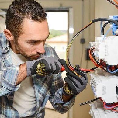 Electrician in Channapatna 