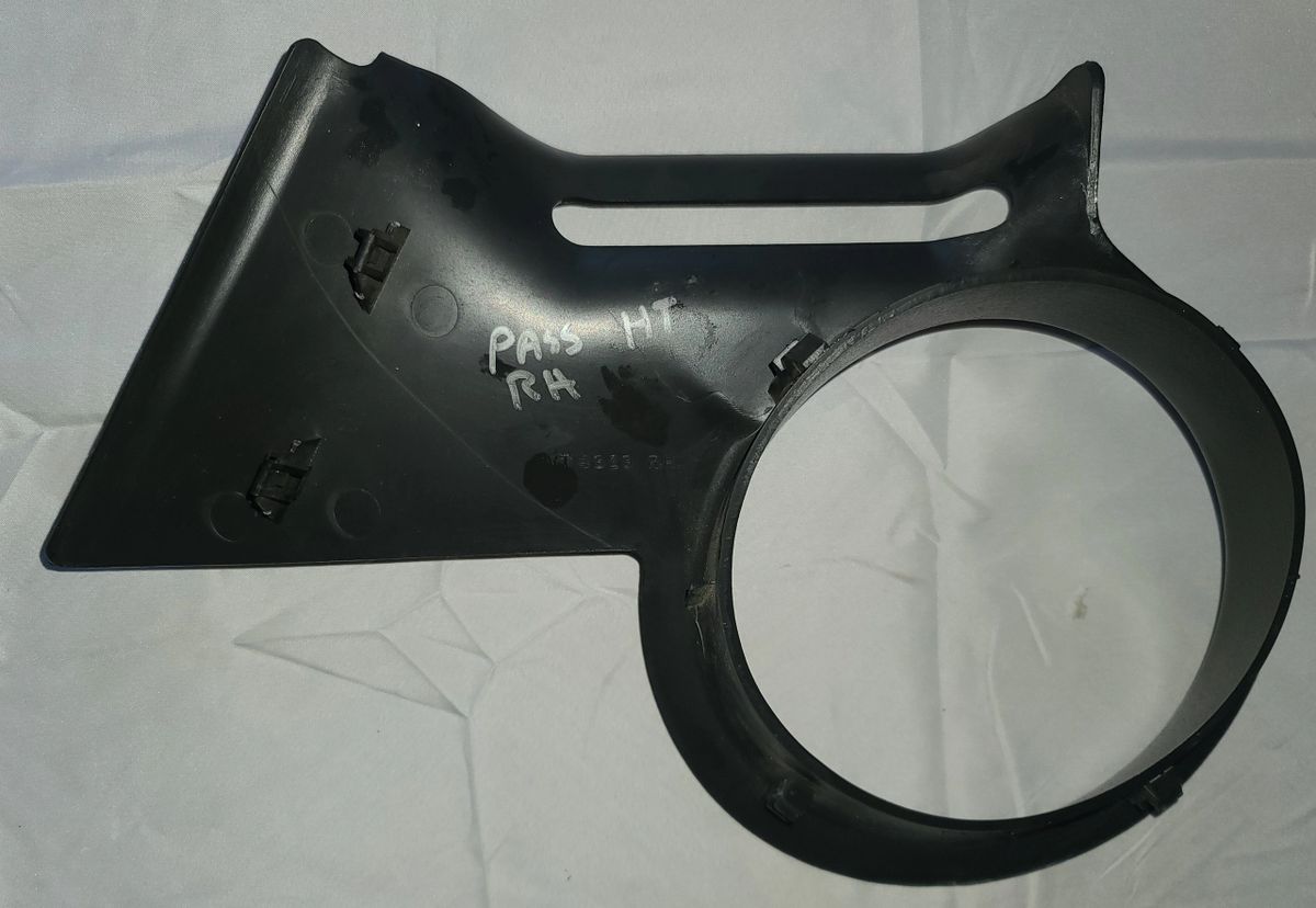 Hardtop Porthole window interior trim ring RH 1W6Z7650504AAB