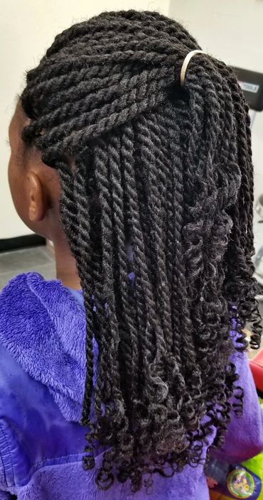 AFRICAN TWIST BRAIDS