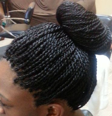 mini twist braids,Senegalese twist,micro twist