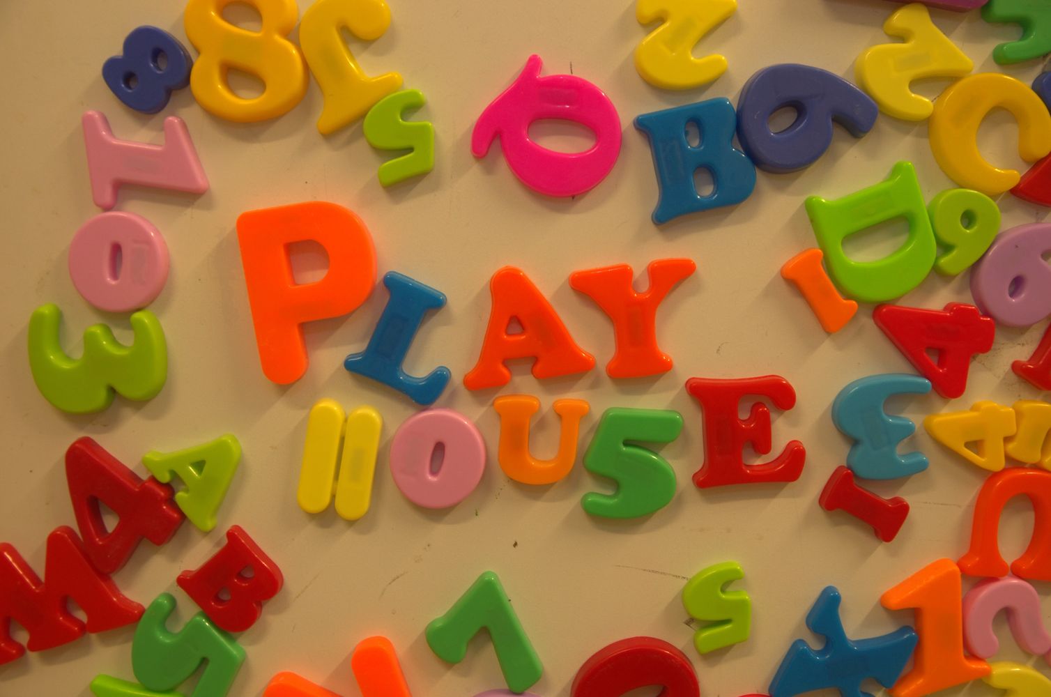 fridge magnets that spell Playhouse