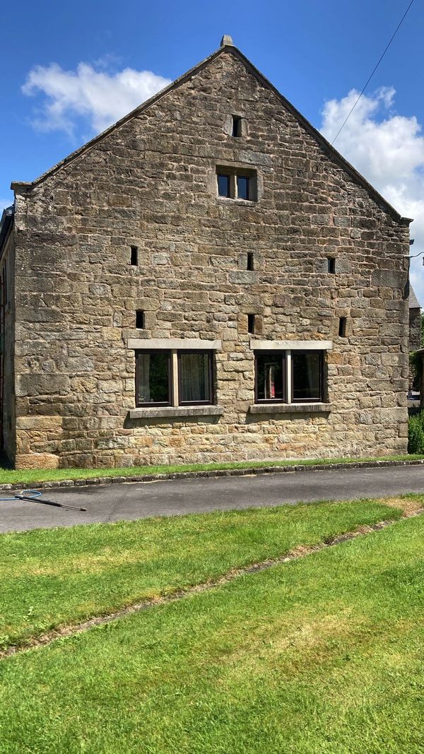 A Barn in Ribchester Chemical cleaned to remove years of staining 