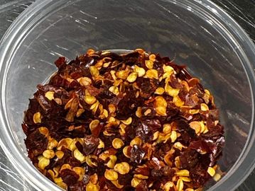 Chili flakes