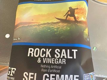 Hardbite Rock Salt & Vinegar Potato Chips