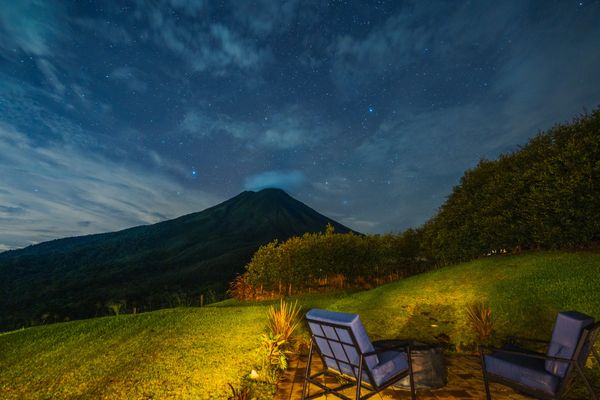 mejor-lugar-para-hospedarse-con-vista-al-volcan