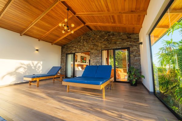 balcón-de-villa-vacacional-en-Costa-Rica