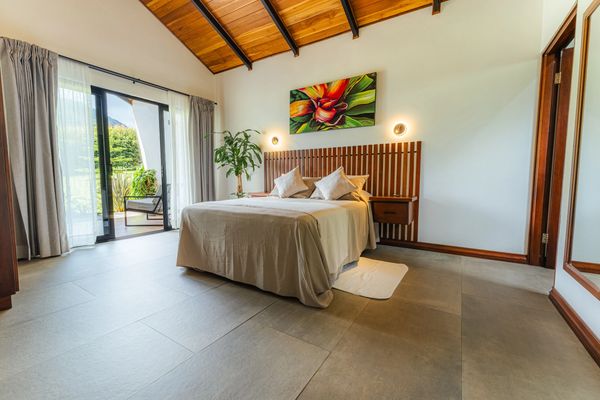 private-deluxe-rooms-la-fortuna-costa-rica