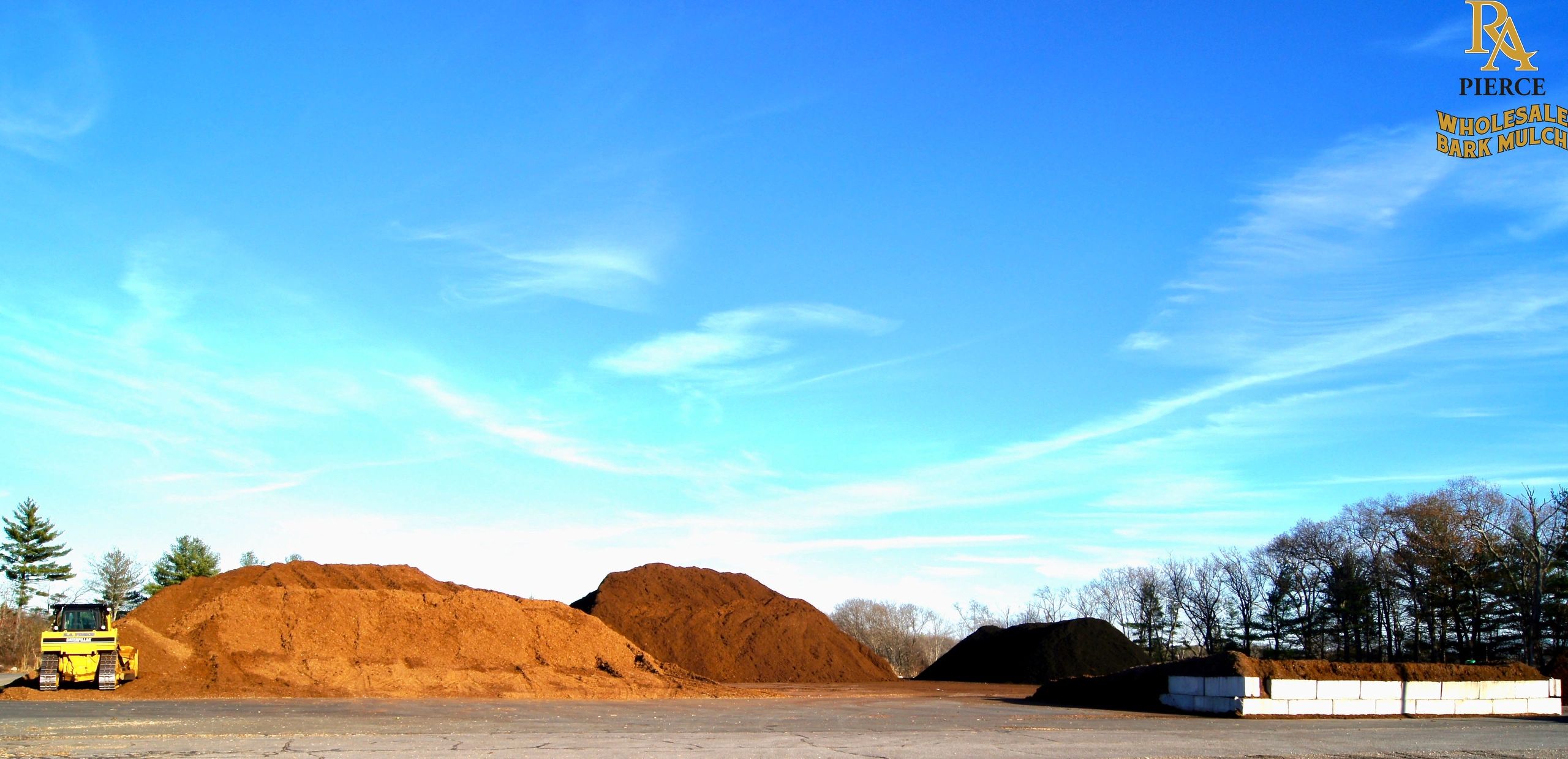 R.A. Pierce Trucking - Bark Mulch, Mulch