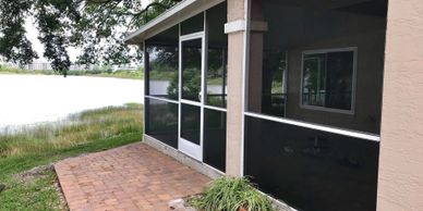 White Screen rom with insulated aluminum roof.