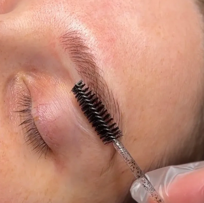 Microblading
