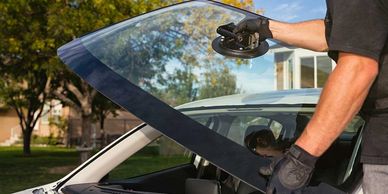 AUTO GLASS 
AUTOGLASS 
WINDSHILED REPLACEMENT
BROKEN GLASS REPLACEMENT 
AUTOGLASS SERVICES