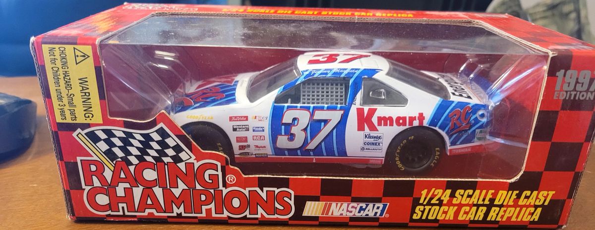 NASCAR Racing Champion Kmart - Energizer # 37