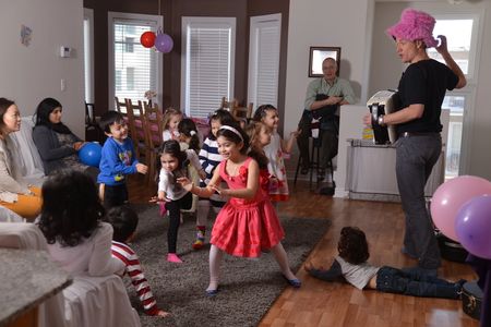 children music, birthday party, childrens entertainer, storyteller, children musician
