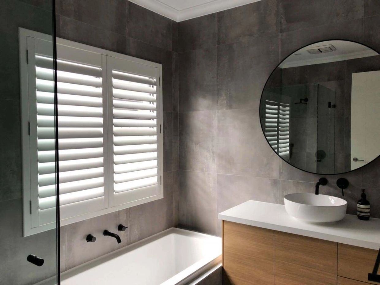 Durable white PVC shutters
Water-resistant white PVC shutters
Modern white shutters
easy to clean