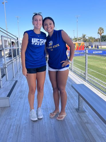 Just two club sisters supporting our teams @SJSUWomensSoccer v @UCSBwomenssoccer