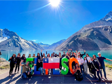 Excursión al Embalse El Yeso con trekking de tres kilómetros por miradores naturales,