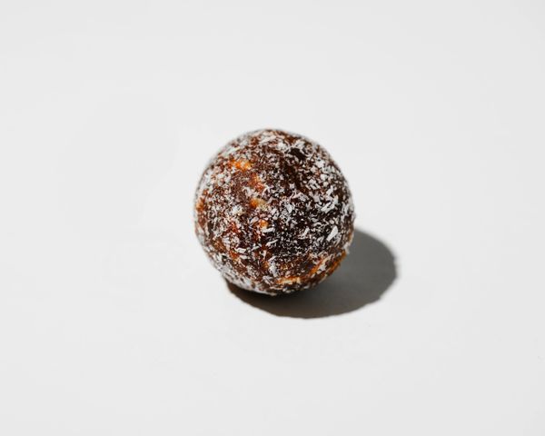 DATES BALL (2piec)
0.75 KD