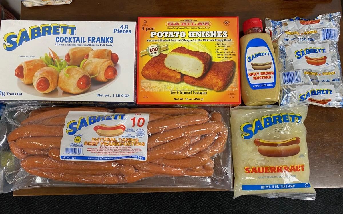 Sabrett Hot Dogs (5lb - 40 count) - Majestic Foods - Patchogue New