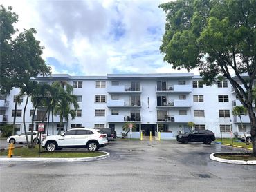 1221 SW 122nd Ave #214, Miami, FL 33184