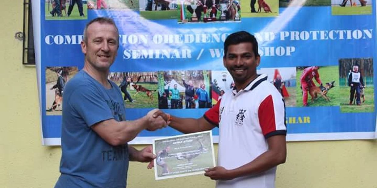 Dog Trainer in Mumbai Puppy Dog Training, Dog Training, Dog Trainer