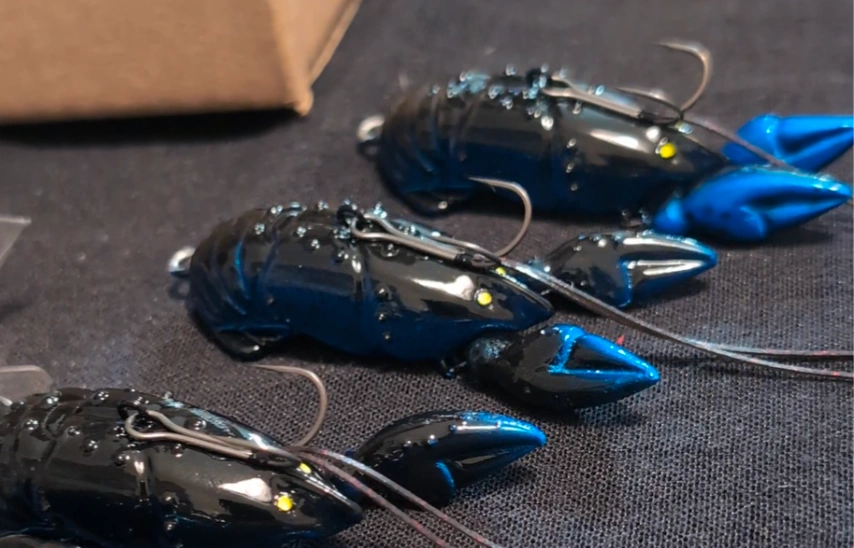 Sapphire Phoney Craw