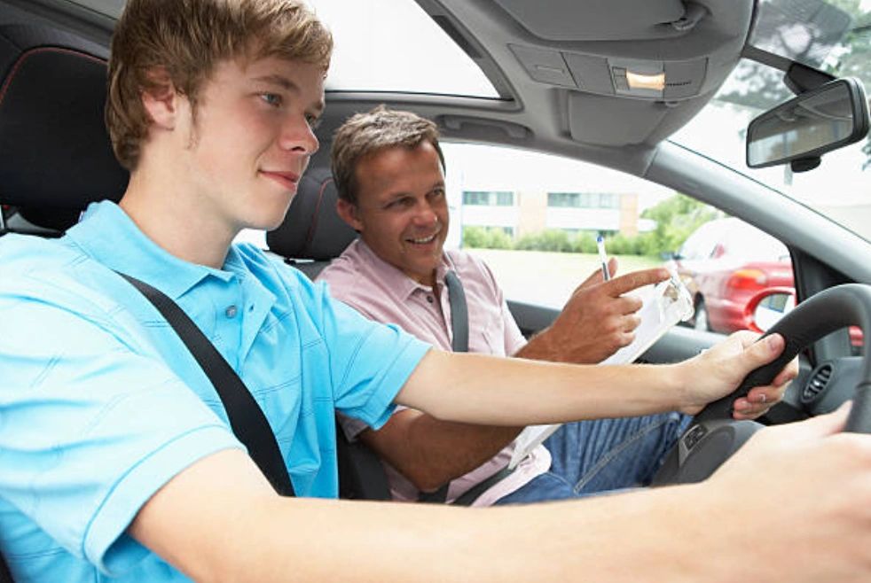 Why L Drivers should always drive with a Supervisor