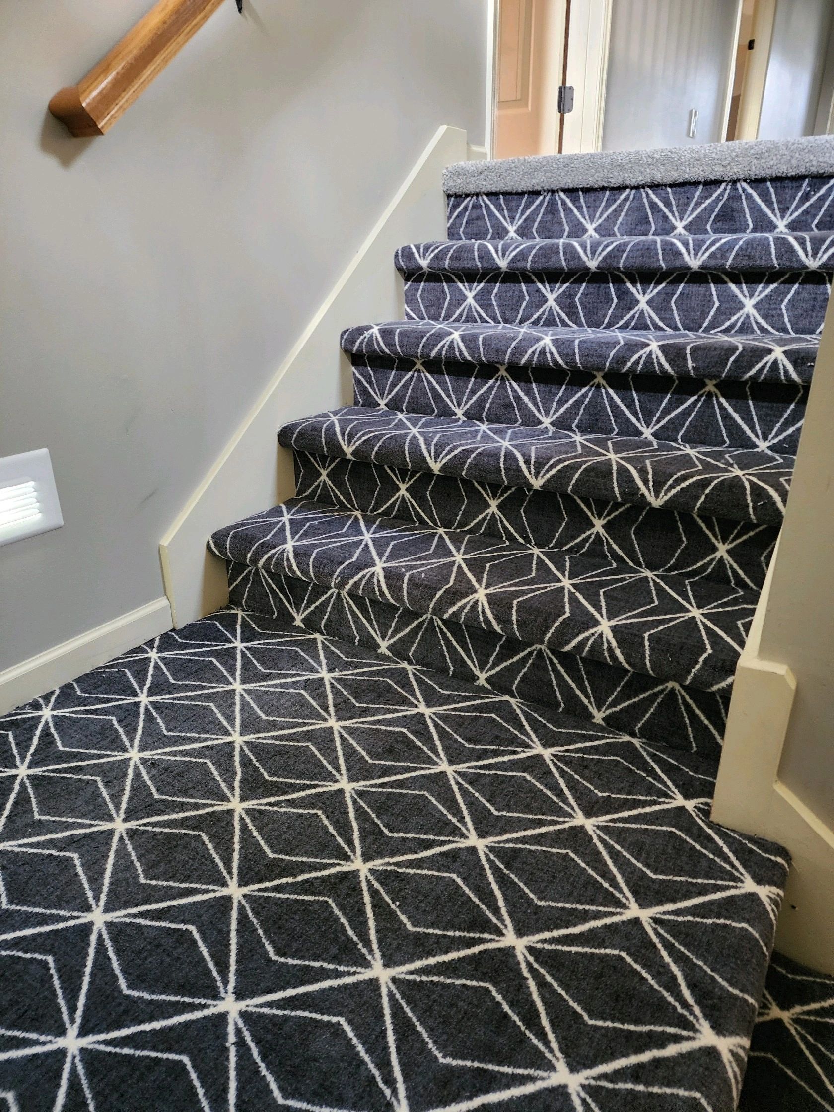 Flooring, carpet, laminate, vinyl plank, LVP, ceramic tile