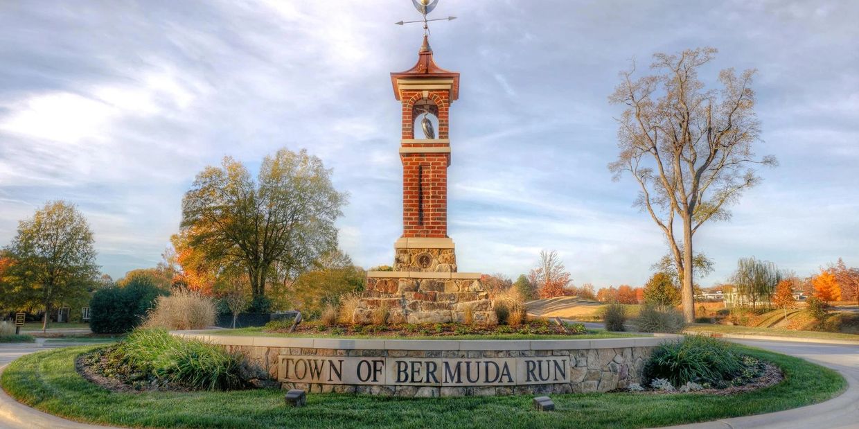 Clock tower in the roundabout of Town of Bermuda Run.