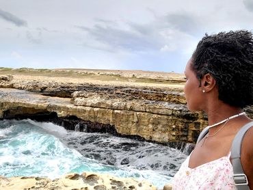 Antigua. "Devil's Bridge"