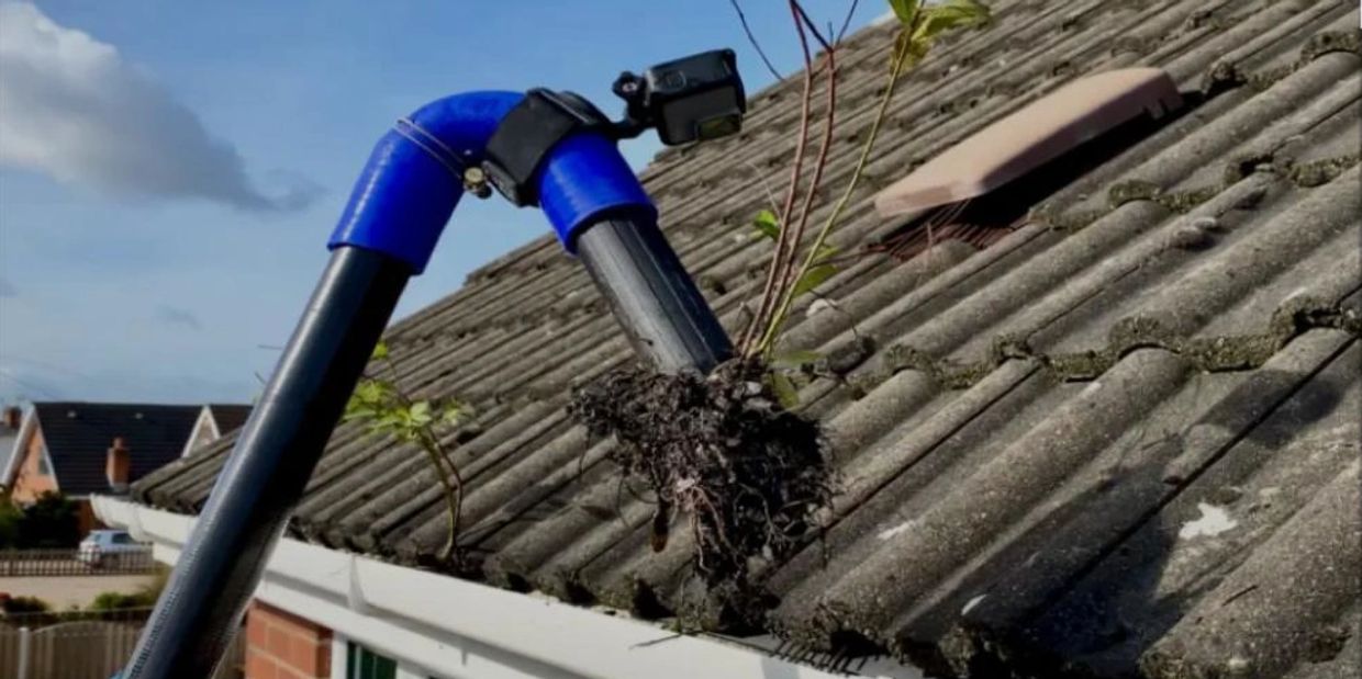 gutter cleaning services in Newcastle Under Lyme, Saffordshire plus Cheshire