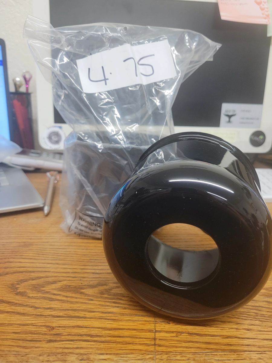 4.75 BLACK CENTER CAPS ONLY AVAILABLE