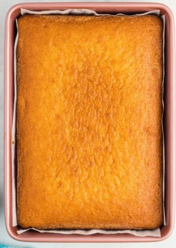 moist Vanilla cake 