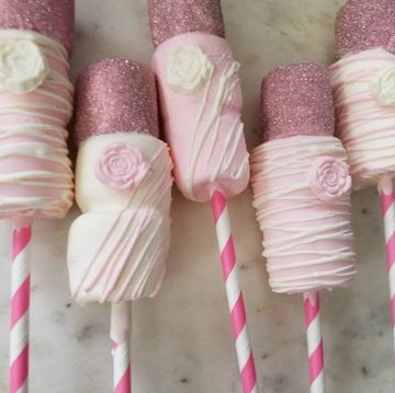 marshmallow covered with chocolate