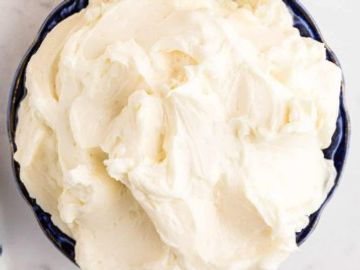 smooth and light Italian merengue