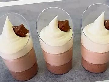 3 layer chocolate mousse cups