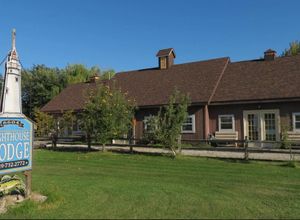 Lake Erie Shores And Islands Lighthouse Lodge Marblehead Ohio