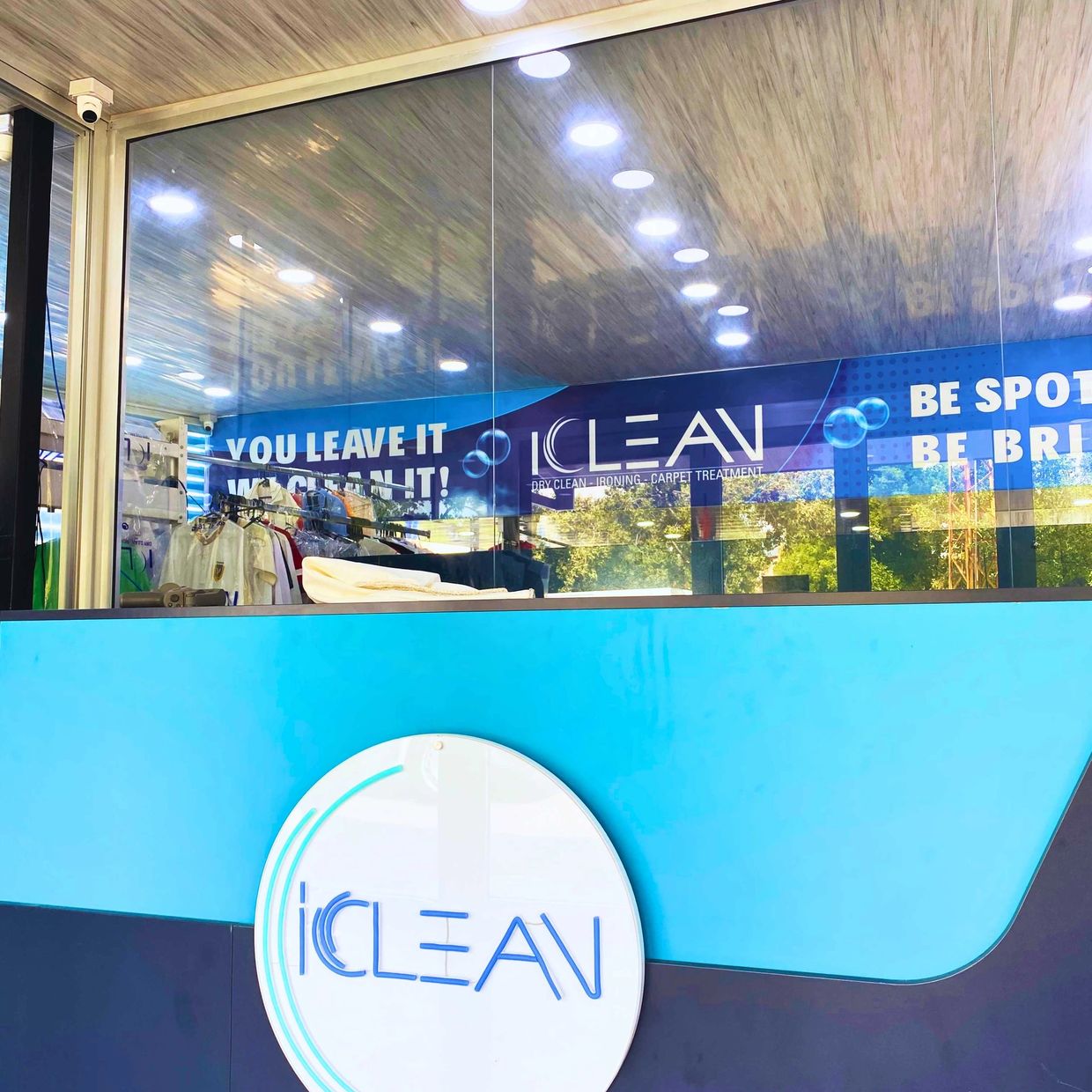 Laundry Reception Desk