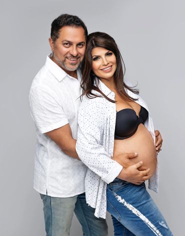 Maternity photoshoot near me in Roseville, California capturing the glow of expecting mothers