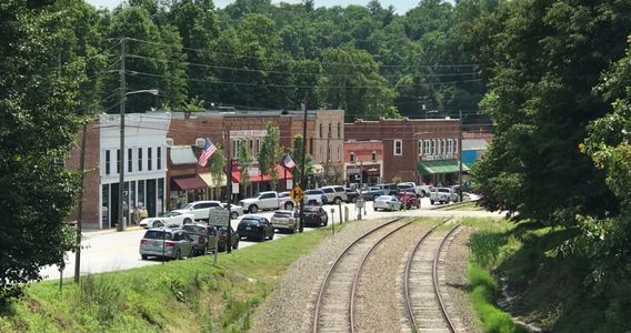 Main Street Saluda