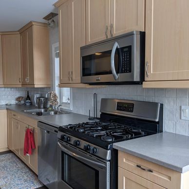 An organized and clean kitchen