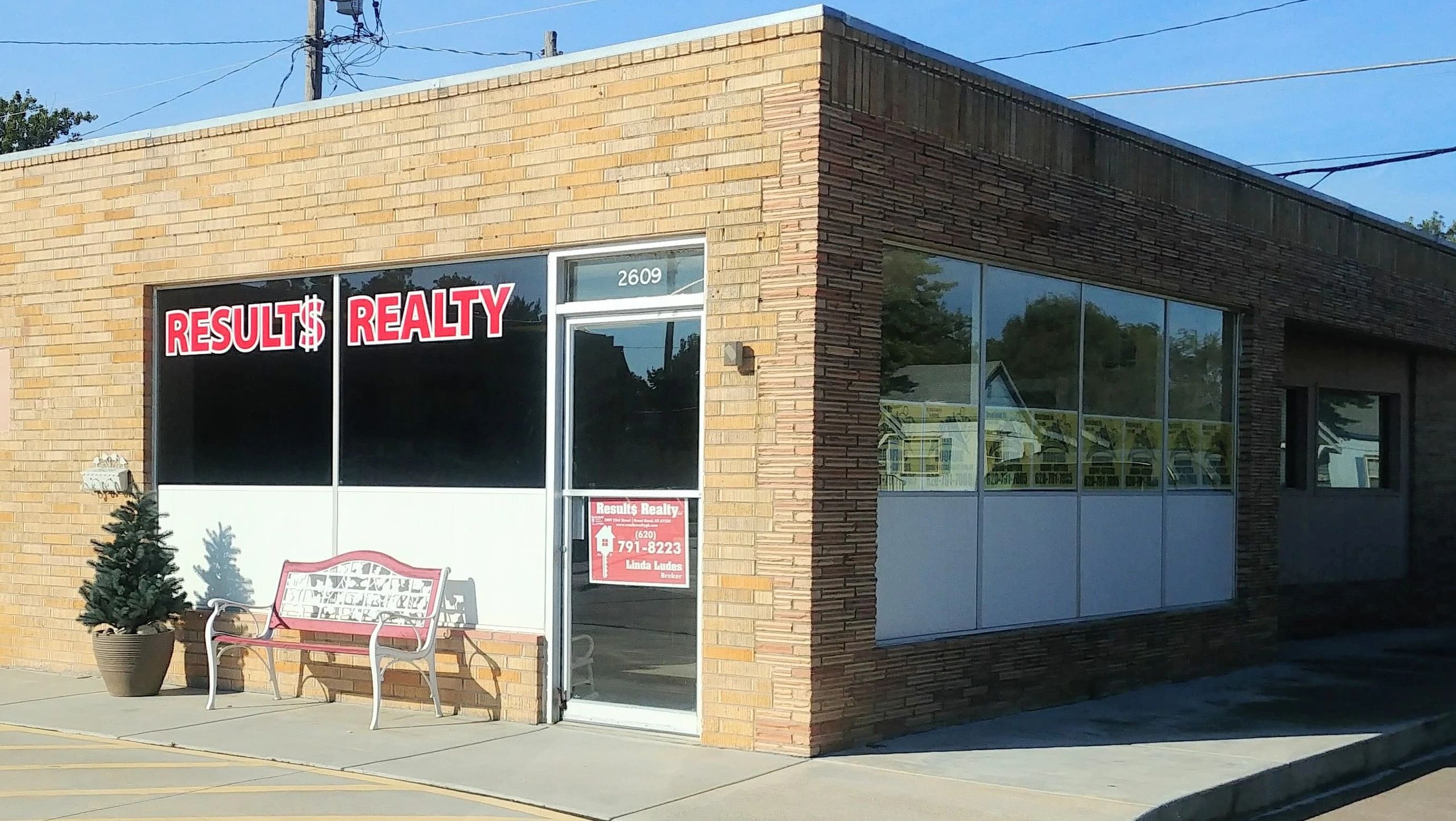 Hoisington Results Realty